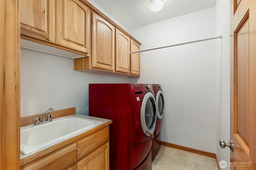 19144 Clear Creek Road NW Poulsbo WA 98370