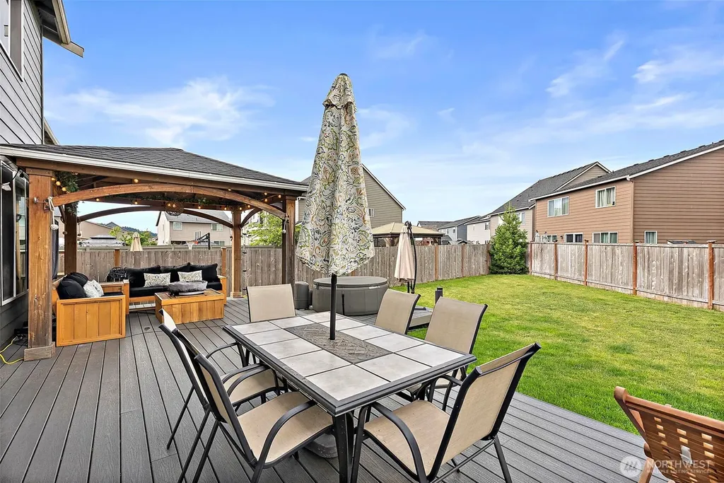 810 Louise Wise Avenue NW Orting WA 98360