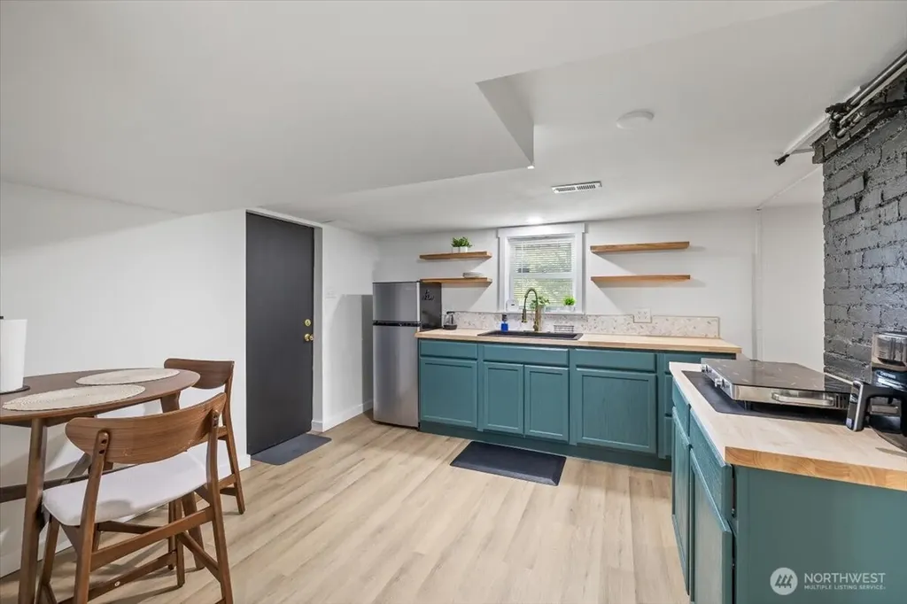 3311 25th Avenue S Seattle WA 98144