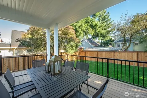 421 N 63rd Street Seattle WA 98103