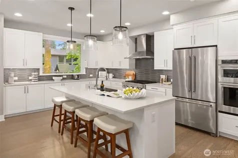 8021 NE 127th Lane Kirkland WA 98034