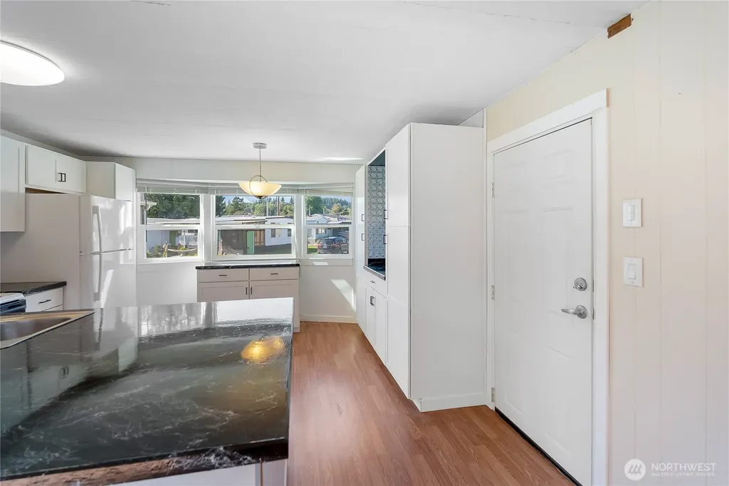 2400 Donovan Avenue Bellingham WA 98225