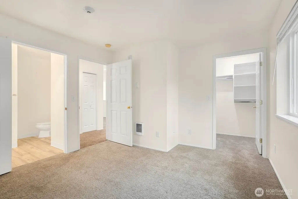 6525 200th Street SW Lynnwood WA 98036