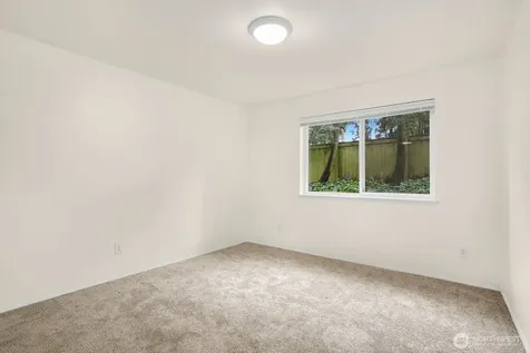 6525 200th Street SW Lynnwood WA 98036