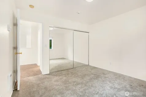 6525 200th Street SW Lynnwood WA 98036