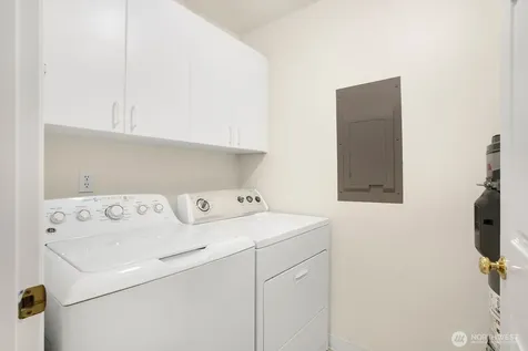 6525 200th Street SW Lynnwood WA 98036