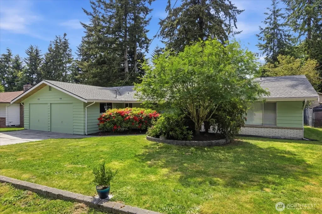 11028 23rd Drive SE Everett WA 98208