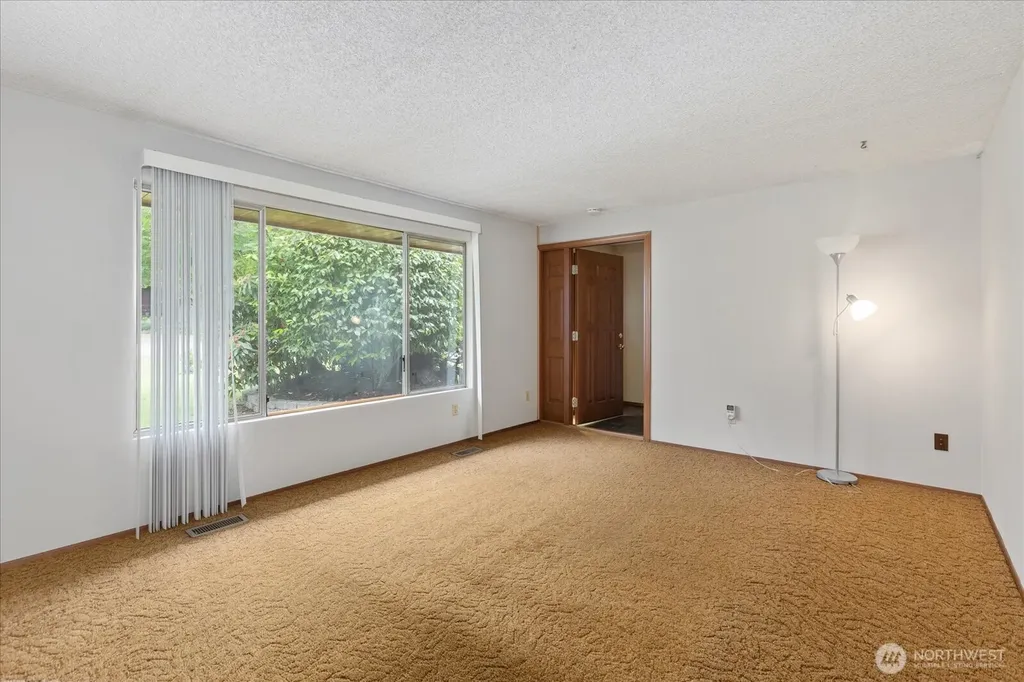 11028 23rd Drive SE Everett WA 98208