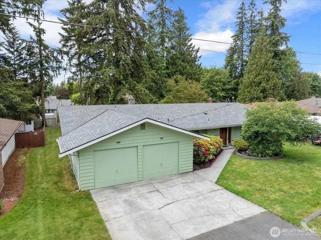 11028 23rd Drive SE Everett WA 98208