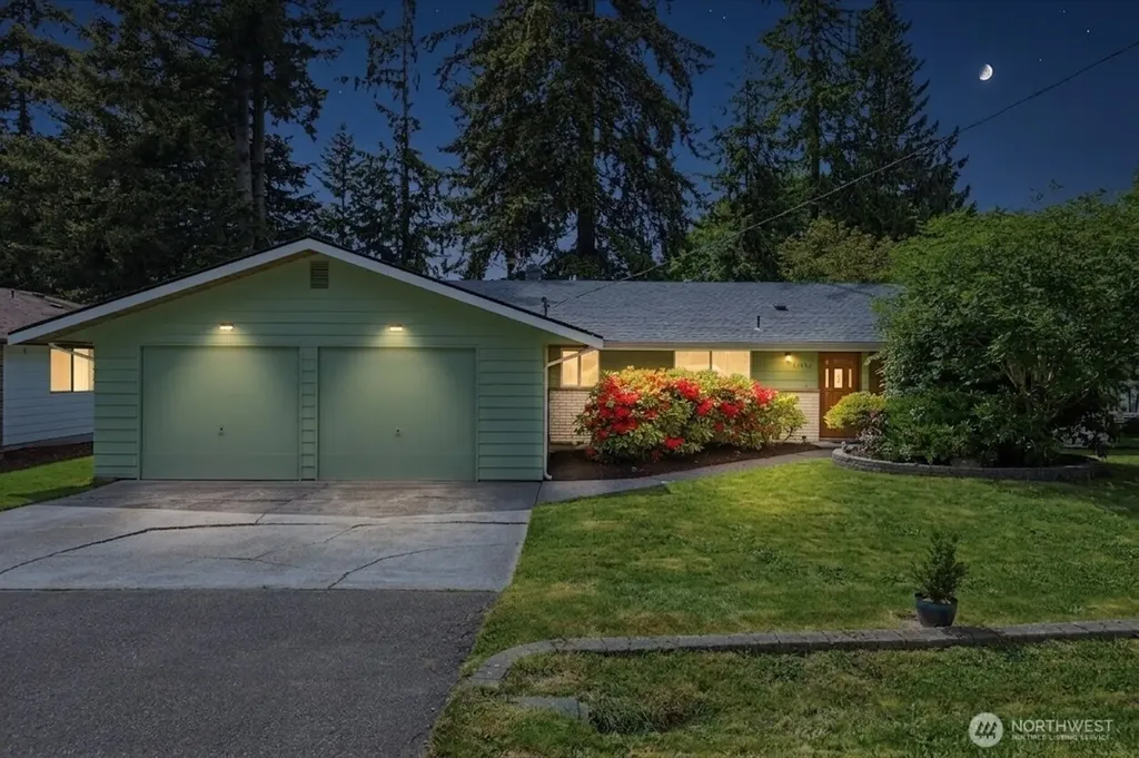 11028 23rd Drive SE Everett WA 98208