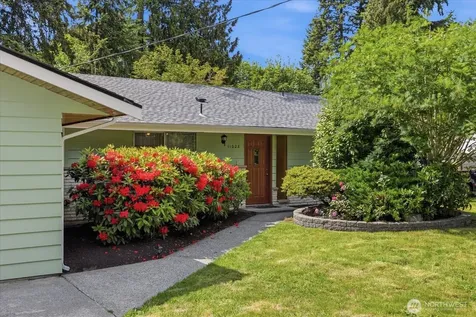 11028 23rd Drive SE Everett WA 98208