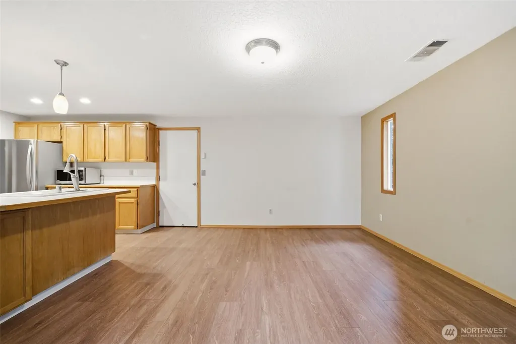 15807 NE Noble Street Vancouver WA 98682