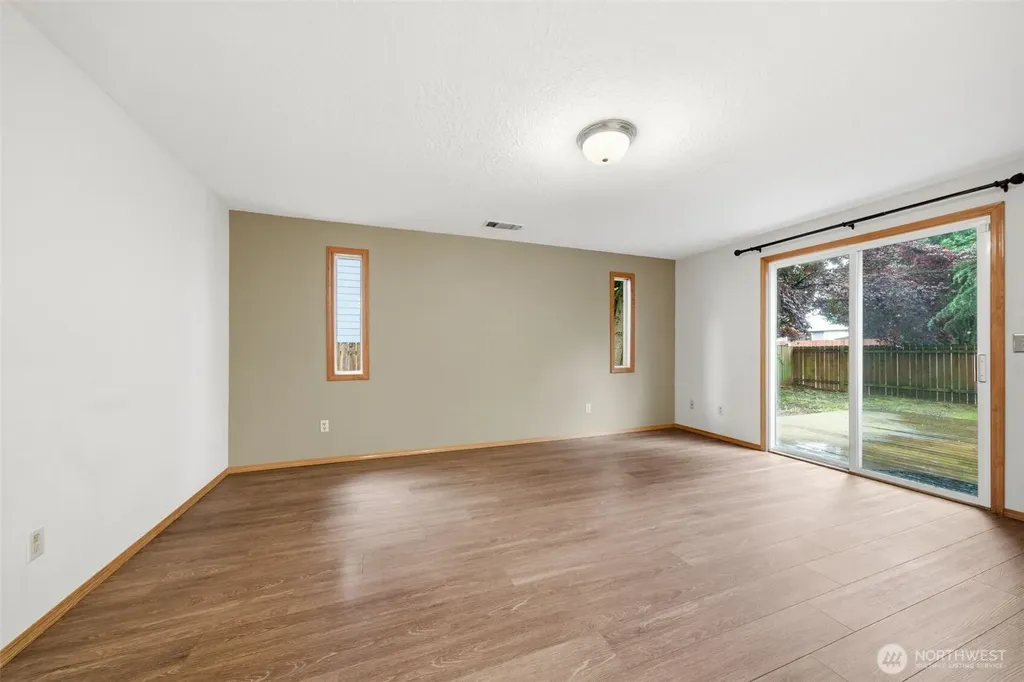 15807 NE Noble Street Vancouver WA 98682