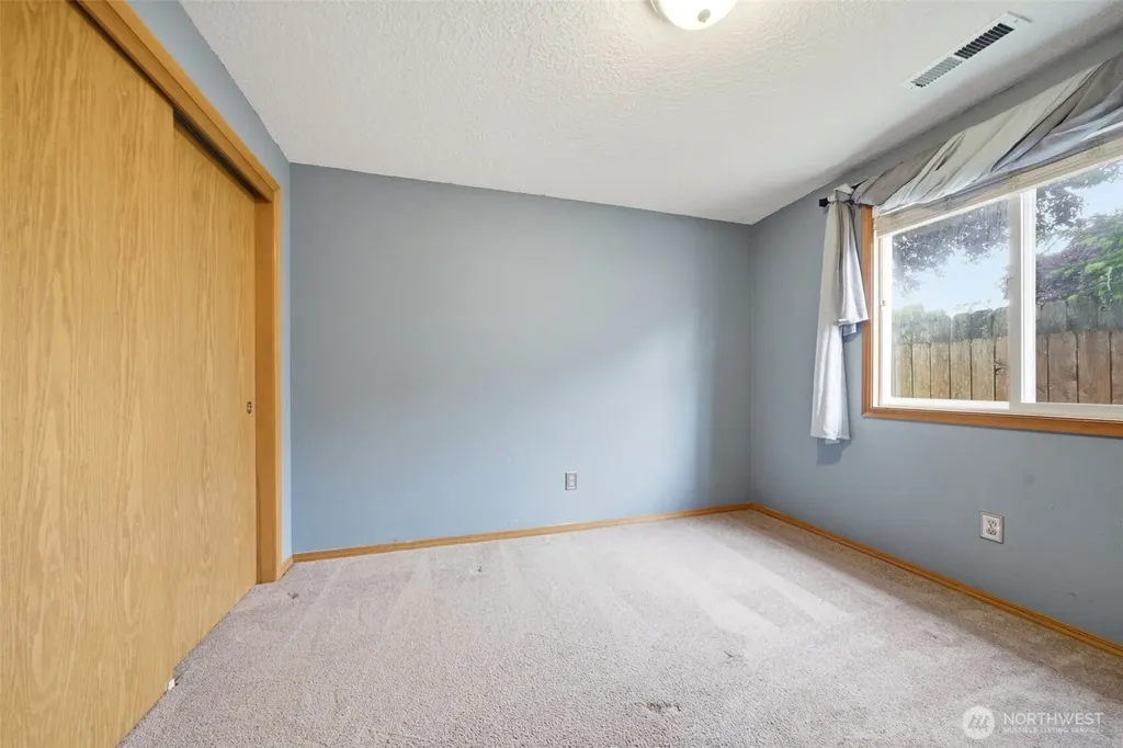 15807 NE Noble Street Vancouver WA 98682