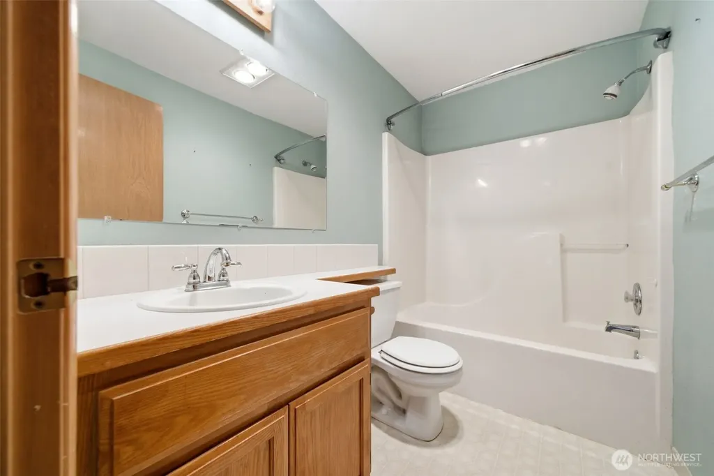 15807 NE Noble Street Vancouver WA 98682