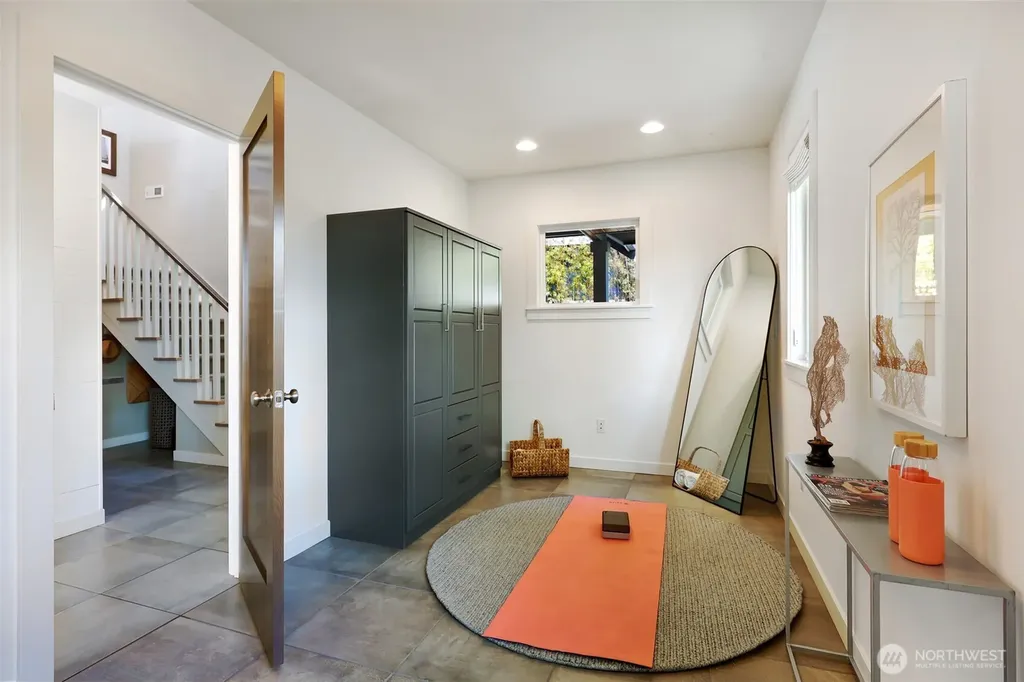 9827 51st Avenue SW Seattle WA 98136