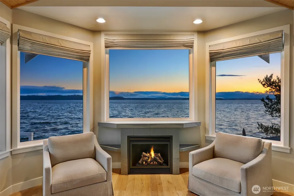 9827 51st Avenue SW Seattle WA 98136