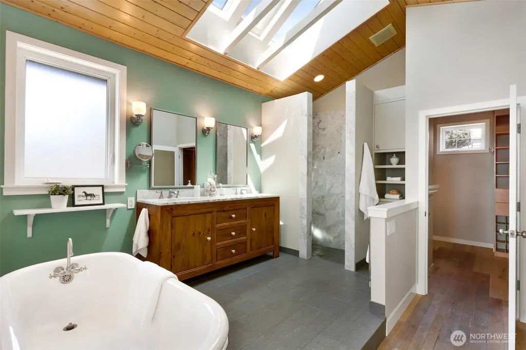 9827 51st Avenue SW Seattle WA 98136
