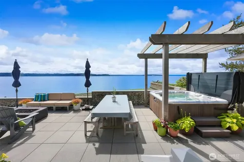 9827 51st Avenue SW Seattle WA 98136