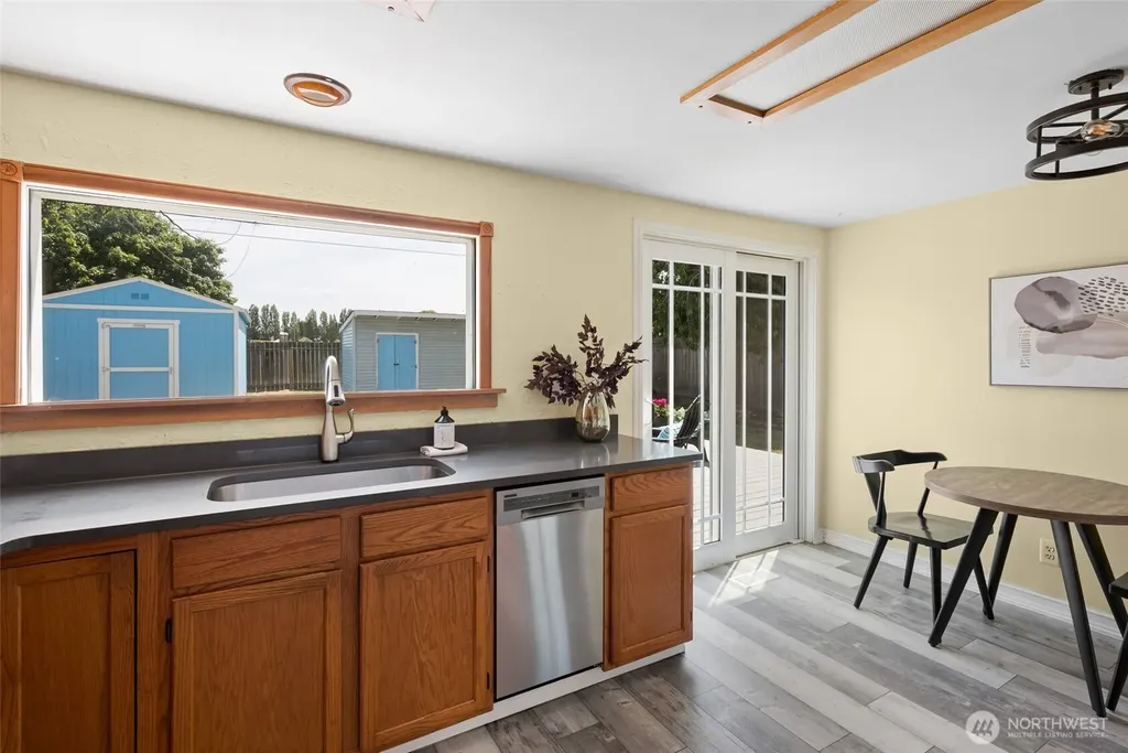 260 SE Glencoe Street Oak Harbor WA 98277