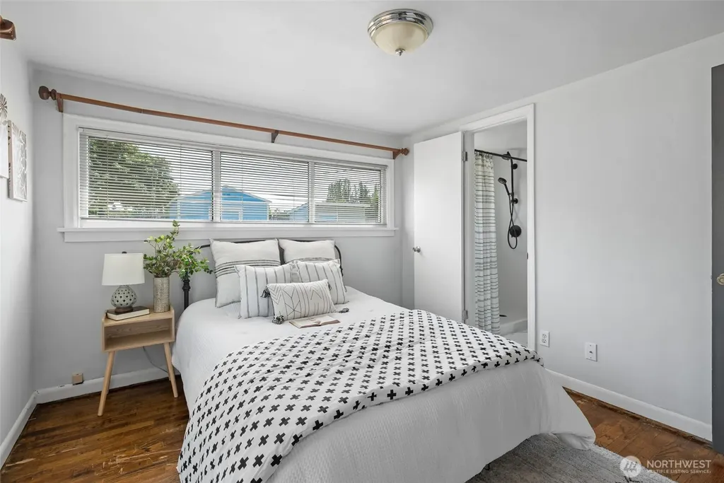 260 SE Glencoe Street Oak Harbor WA 98277