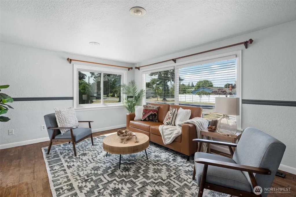 260 SE Glencoe Street Oak Harbor WA 98277