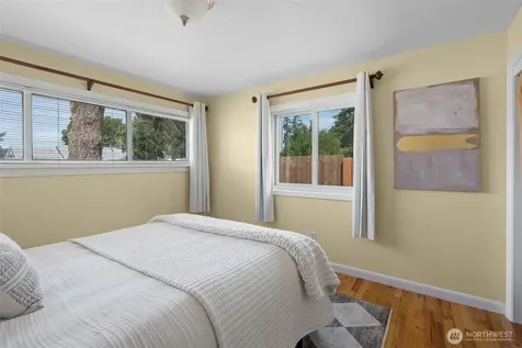 260 SE Glencoe Street Oak Harbor WA 98277