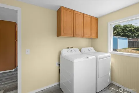 260 SE Glencoe Street Oak Harbor WA 98277