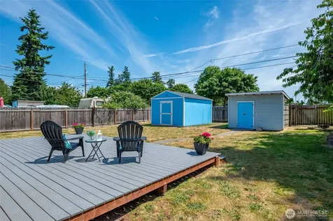 260 SE Glencoe Street Oak Harbor WA 98277
