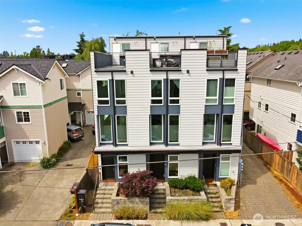 806 NW 50th Street Seattle WA 98107