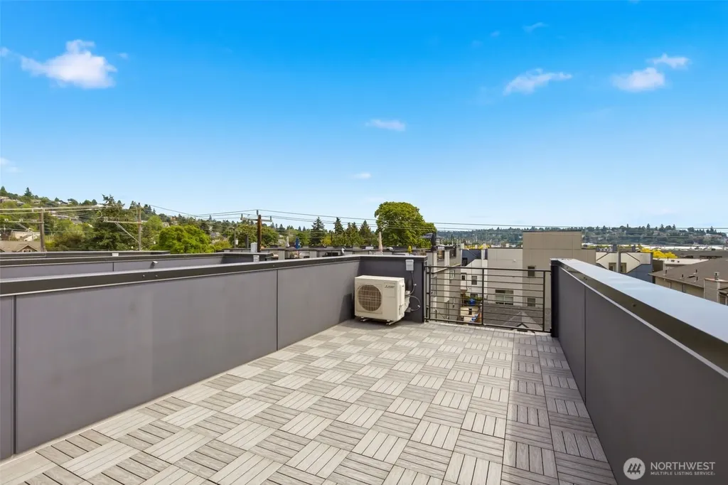 806 NW 50th Street Seattle WA 98107