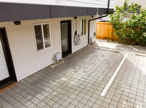 806 NW 50th Street Seattle WA 98107