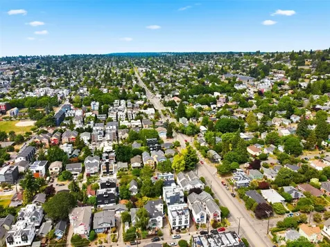 806 NW 50th Street Seattle WA 98107