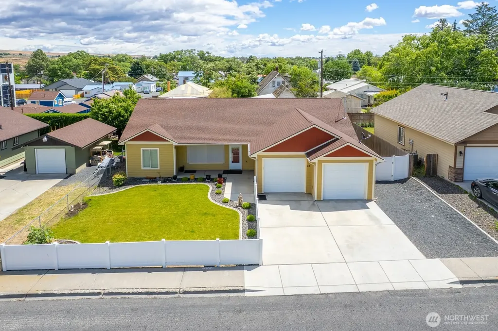 42 Dogwood Street Soap Lake WA 98851
