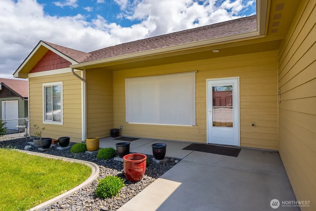 42 Dogwood Street Soap Lake WA 98851