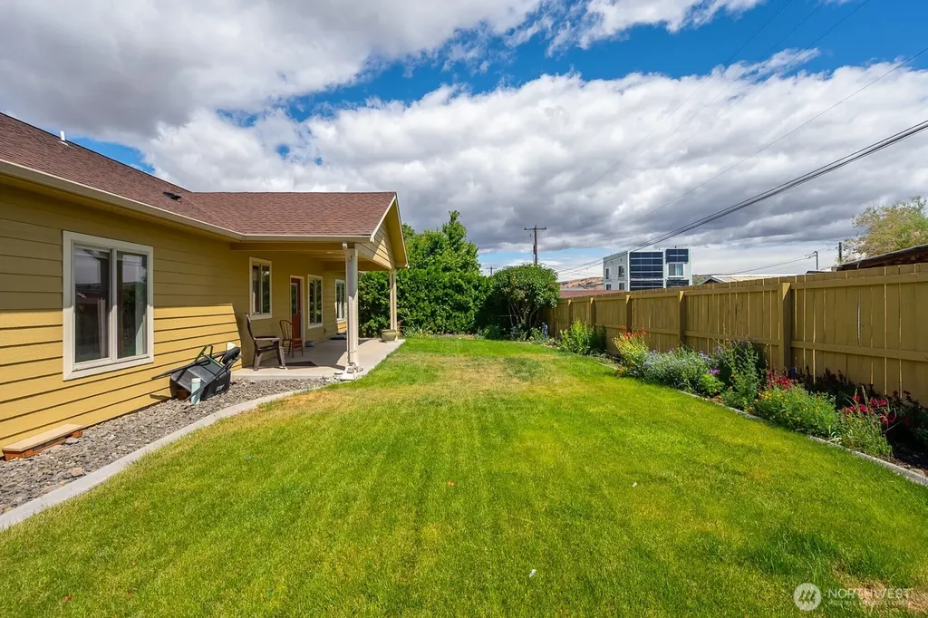42 Dogwood Street Soap Lake WA 98851