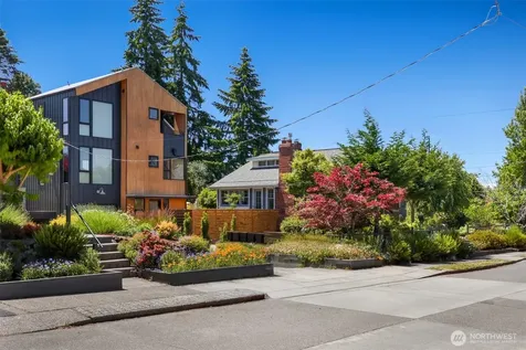 527 NE 89th Street Seattle WA 98115
