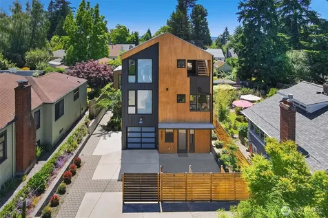 527 NE 89th Street Seattle WA 98115