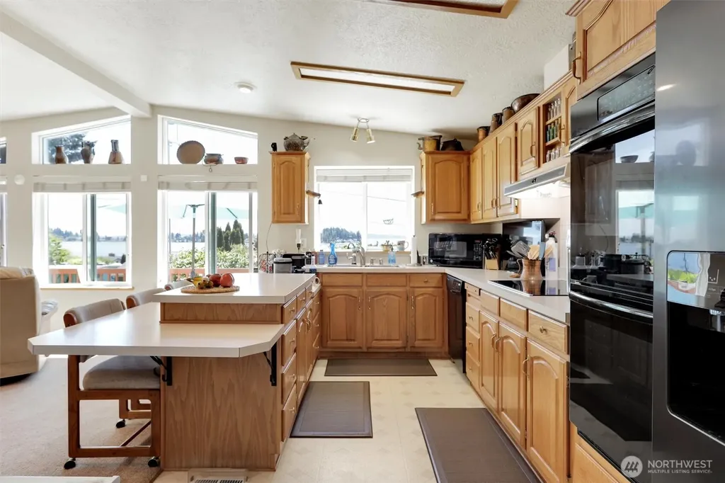 4307 77th Place NW Tulalip WA 98271