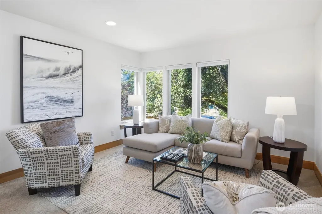 5804 17th Avenue S Seattle WA 98108