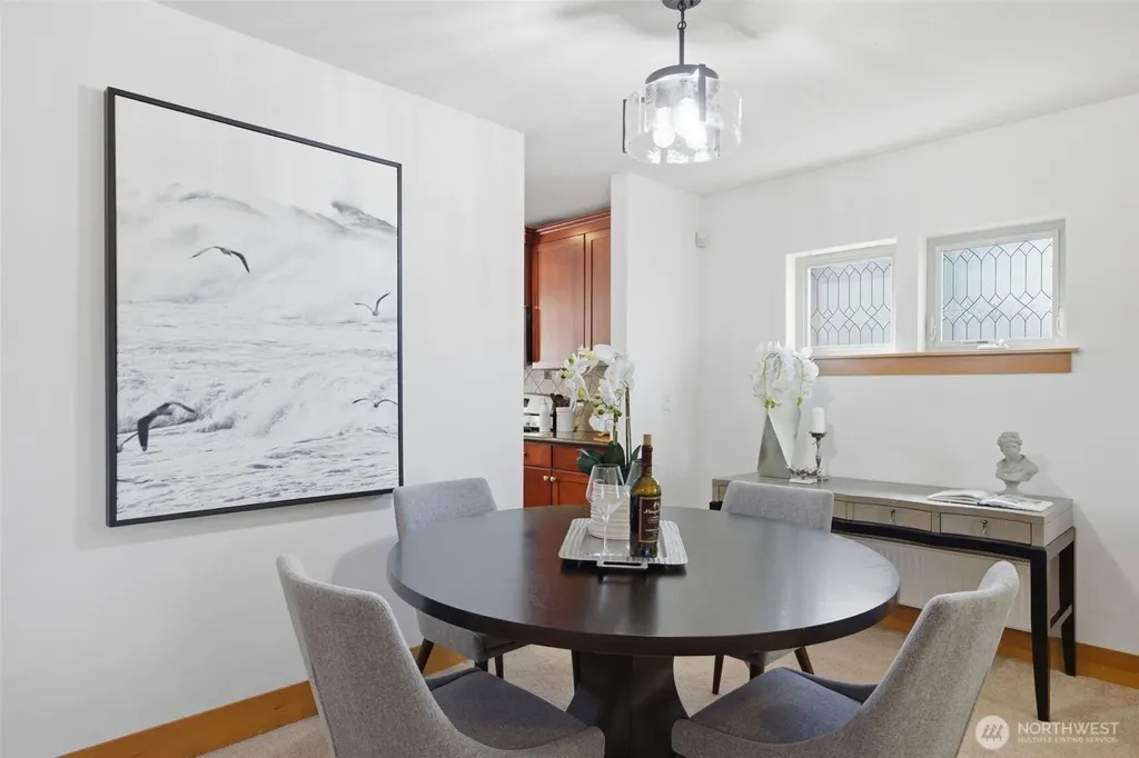 5804 17th Avenue S Seattle WA 98108