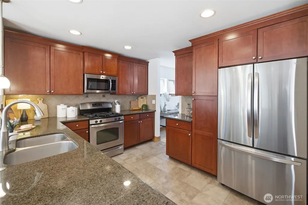 5804 17th Avenue S Seattle WA 98108