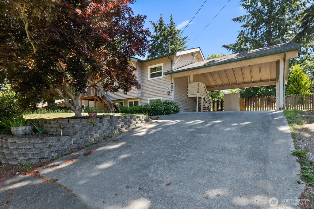 9880 Fredrickson Road NW Bremerton WA 98311