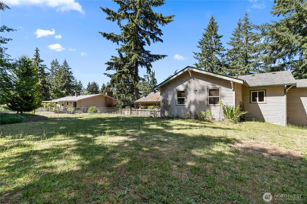 9880 Fredrickson Road NW Bremerton WA 98311