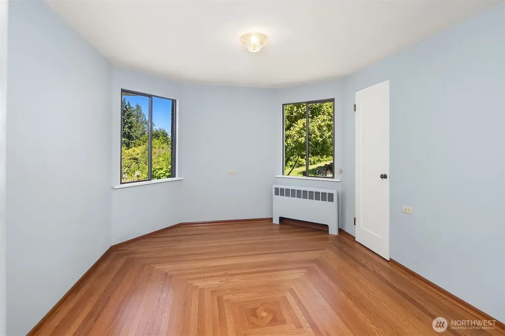 9421 190th Place SW Edmonds WA 98020