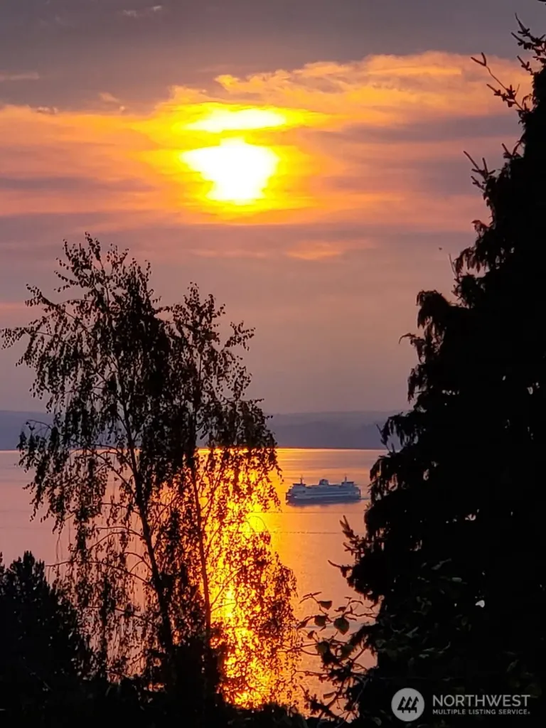 9421 190th Place SW Edmonds WA 98020
