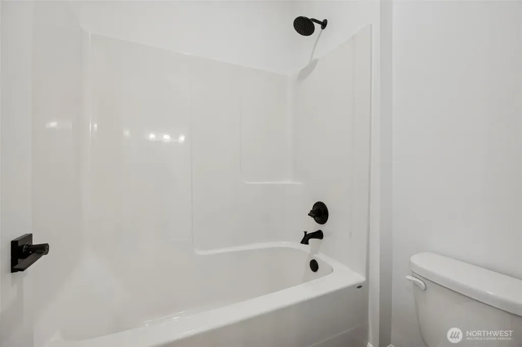 13903 208th Avenue E Bonney Lake WA 98391