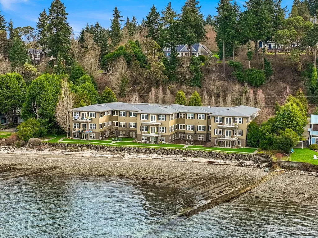 9551 NE South Beach Drive Bainbridge Island WA 98110
