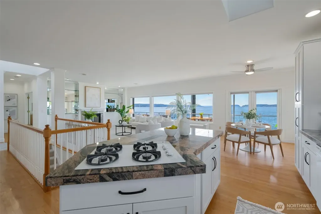 1124 2nd Street Mukilteo WA 98275