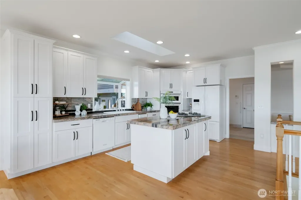 1124 2nd Street Mukilteo WA 98275